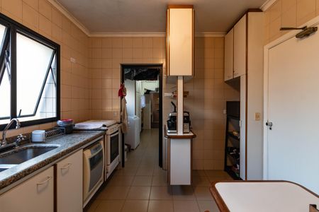 Apartamento à venda com 155m², 3 quartos e 3 vagas Apartamento à venda com 155m², 3 quartos e 3 vagasCozinha