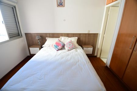 Apartamento à venda com 79m², 2 quartos e 1 vagaQuarto 2 - Suíte