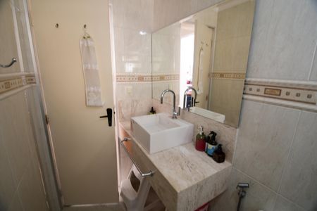 Apartamento à venda com 79m², 2 quartos e 1 vagaBanheiro Social