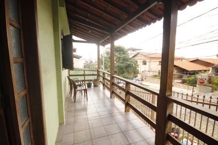 Casa à venda com 280m², 6 quartos e 2 vagasvaranda