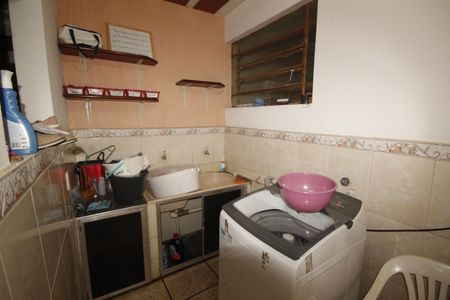 Casa à venda com 280m², 6 quartos e 2 vagasÁrea de Serviço