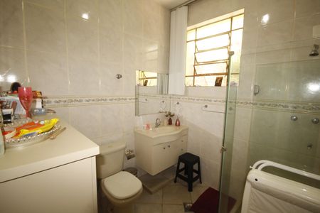 Casa à venda com 280m², 6 quartos e 2 vagasbanheiro 2