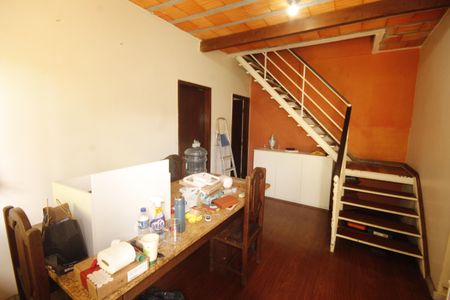 Casa à venda com 280m², 6 quartos e 2 vagassala 2