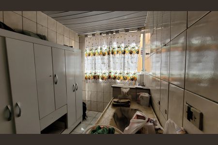 Apartamento para alugar com 47m², 2 quartos e 1 vaga Apartamento para alugar com 47m², 2 quartos e 1 vagaCozinha e Área de Serviço