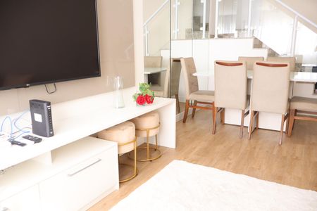 Casa à venda com 120m², 3 quartos e 2 vagasSala