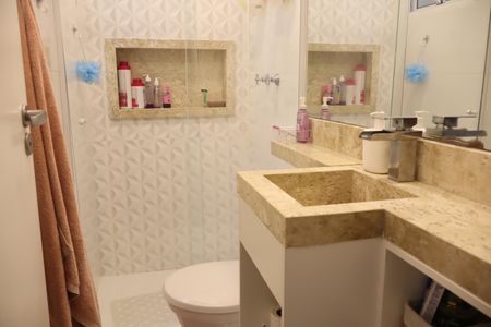 Casa à venda com 120m², 3 quartos e 2 vagasBanheiro