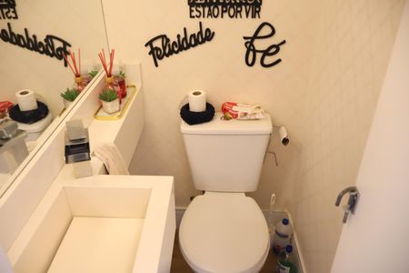 Casa à venda com 120m², 3 quartos e 2 vagasLavabo