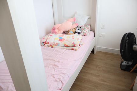 Casa à venda com 120m², 3 quartos e 2 vagasQuarto