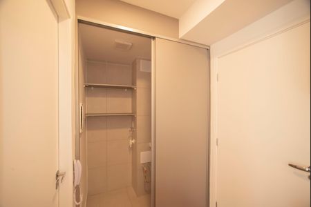 Apartamento à venda com 36m², 2 quartos e sem vaga Apartamento à venda com 36m², 2 quartos e sem vagaÁrea de Serviço