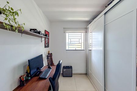 Quarto 2 de apartamento para alugar com 2 quartos, 45m² em Vila Nova Savoia, São Paulo
