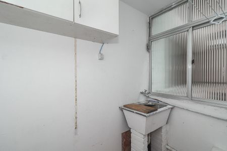 Apartamento à venda com 64m², 3 quartos e 1 vagaÁrea de Serviço