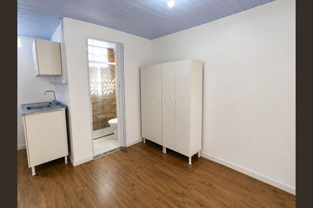 Cozinha de kitnet/studio para alugar com 1 quarto, 18m² em Jardim Cidade de Florianopolis, São José