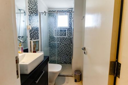 Apartamento à venda com 75m², 2 quartos e 1 vaga Apartamento à venda com 75m², 2 quartos e 1 vagaBanheiro Corredor