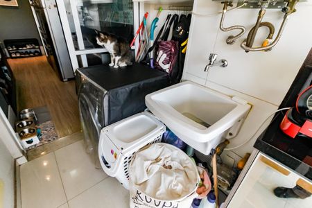 Apartamento à venda com 75m², 2 quartos e 1 vaga Apartamento à venda com 75m², 2 quartos e 1 vagaÁrea de Serviço