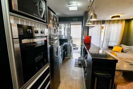 Apartamento à venda com 75m², 2 quartos e 1 vaga Apartamento à venda com 75m², 2 quartos e 1 vagaCozinha - Armários