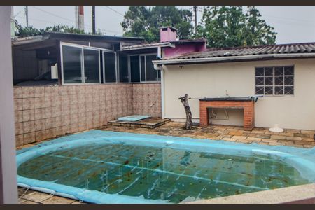 Casa à venda com 140m², 4 quartos e 3 vagas Casa à venda com 140m², 4 quartos e 3 vagasVista