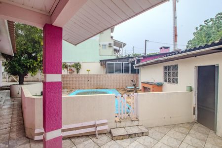 Casa à venda com 140m², 4 quartos e 3 vagas Casa à venda com 140m², 4 quartos e 3 vagasQuintal