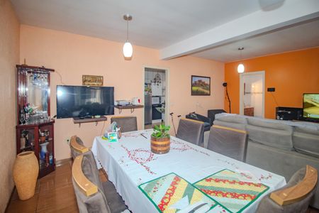 Casa à venda com 140m², 4 quartos e 3 vagas Casa à venda com 140m², 4 quartos e 3 vagasSala 2