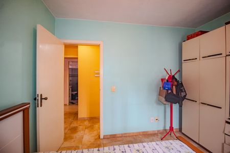 Casa à venda com 140m², 4 quartos e 3 vagas Casa à venda com 140m², 4 quartos e 3 vagasQuarto