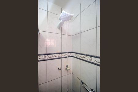 Casa à venda com 140m², 4 quartos e 3 vagas Casa à venda com 140m², 4 quartos e 3 vagasBanheiro da Suíte