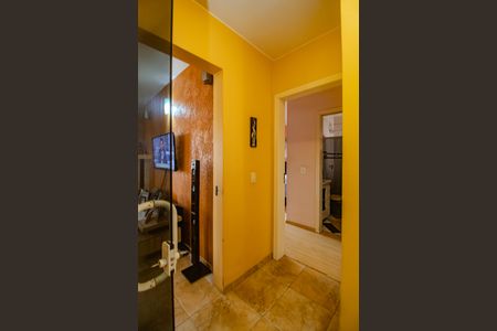 Casa à venda com 140m², 4 quartos e 3 vagas Casa à venda com 140m², 4 quartos e 3 vagasCorredor