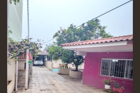 Casa à venda com 140m², 4 quartos e 3 vagas Casa à venda com 140m², 4 quartos e 3 vagasVista