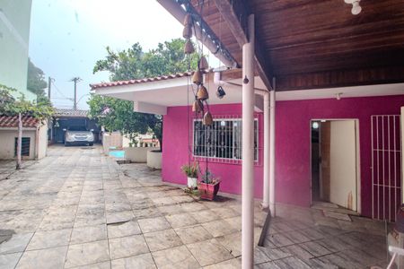 Casa à venda com 140m², 4 quartos e 3 vagas Casa à venda com 140m², 4 quartos e 3 vagasQuintal