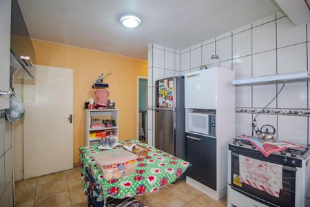 Casa à venda com 140m², 4 quartos e 3 vagas Casa à venda com 140m², 4 quartos e 3 vagasCozinha