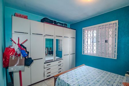 Casa à venda com 140m², 4 quartos e 3 vagas Casa à venda com 140m², 4 quartos e 3 vagasQuarto