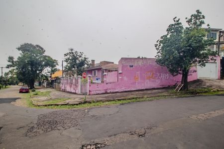 Casa à venda com 140m², 4 quartos e 3 vagas Casa à venda com 140m², 4 quartos e 3 vagasFachada/Placa