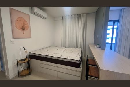 Quarto de apartamento à venda com 1 quarto, 46m² em Centro, Campinas