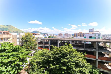 Apartamento à venda com 64m², 2 quartos e 1 vaga Apartamento à venda com 64m², 2 quartos e 1 vagaQuarto 2 vista