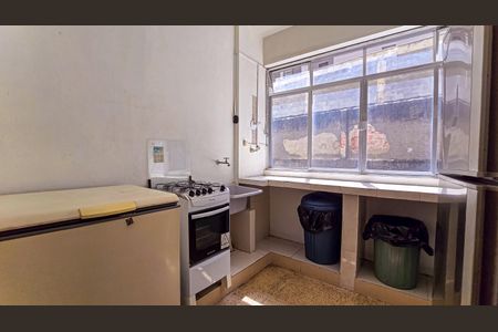 Apartamento à venda com 64m², 2 quartos e 1 vaga Apartamento à venda com 64m², 2 quartos e 1 vagaÁrea comum - Salão de festas cozinha