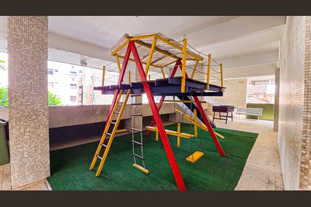 Apartamento à venda com 64m², 2 quartos e 1 vaga Apartamento à venda com 64m², 2 quartos e 1 vagaÁrea comum - Playground