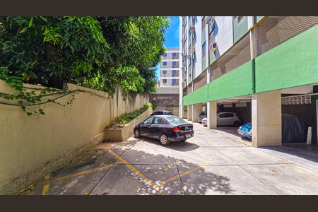 Apartamento à venda com 64m², 2 quartos e 1 vaga Apartamento à venda com 64m², 2 quartos e 1 vagaGaragem