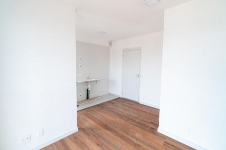 Apartamento para alugar com 38m², 2 quartos e sem vaga Apartamento para alugar com 38m², 2 quartos e sem vagaSala