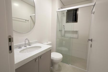 Apartamento à venda com 117m², 3 quartos e 2 vagas Apartamento à venda com 117m², 3 quartos e 2 vagasBanheiro Quarto Suíte 2