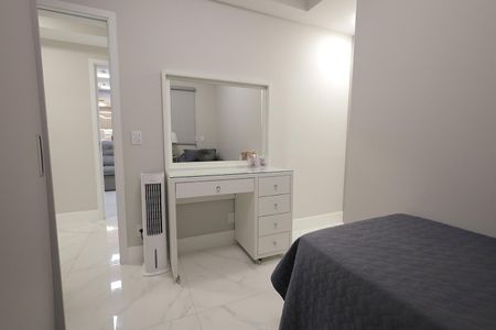 Apartamento à venda com 117m², 3 quartos e 2 vagas Apartamento à venda com 117m², 3 quartos e 2 vagasQuarto Suíte 1