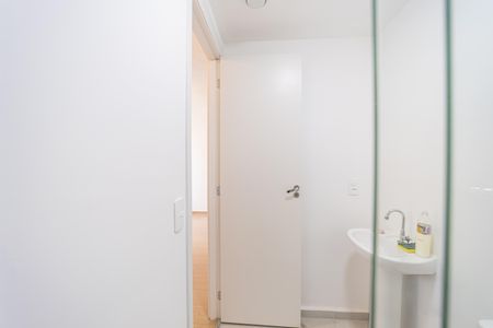 Apartamento para alugar com 40m², 2 quartos e sem vaga Apartamento para alugar com 40m², 2 quartos e sem vagaBanheiro