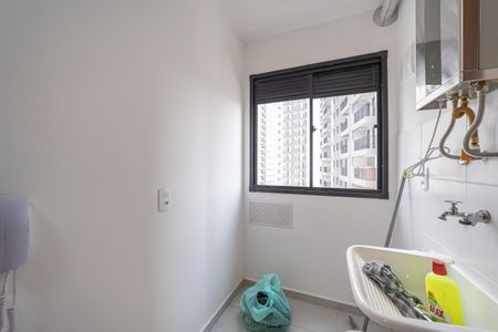 Apartamento para alugar com 40m², 2 quartos e sem vaga Apartamento para alugar com 40m², 2 quartos e sem vagaCozinha e Área de Serviço