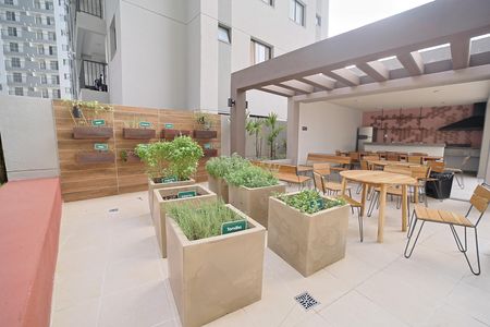 Apartamento para alugar com 38m², 2 quartos e sem vagaÁrea comum