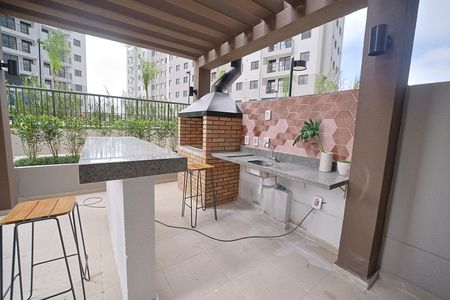 Apartamento para alugar com 38m², 2 quartos e sem vagaÁrea comum - Churrasqueira