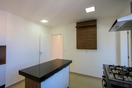 Apartamento à venda com 96m², 3 quartos e 3 vagasCozinha