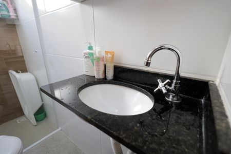 Apartamento para alugar com 43m², 2 quartos e 2 vagasBanheiro