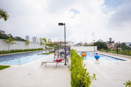 Apartamento à venda com 26m², 1 quarto e sem vaga Apartamento à venda com 26m², 1 quarto e sem vagaÁrea comum - Piscina