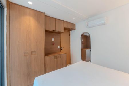 Apartamento para alugar com 77m², 2 quartos e sem vagaSuíte 1