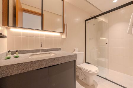 Apartamento para alugar com 77m², 2 quartos e sem vagaBanheiro