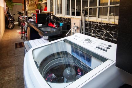 Casa para alugar com 240m², 4 quartos e 1 vaga Casa para alugar com 240m², 4 quartos e 1 vagaLavanderia