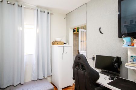 Casa para alugar com 240m², 4 quartos e 1 vaga Casa para alugar com 240m², 4 quartos e 1 vagaQuarto Edícula