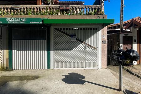 Casa para alugar com 240m², 4 quartos e 1 vaga Casa para alugar com 240m², 4 quartos e 1 vagaFachada